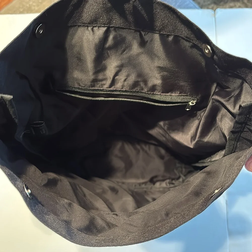 On Cloud Unisex Black Running Ambassador Backpack